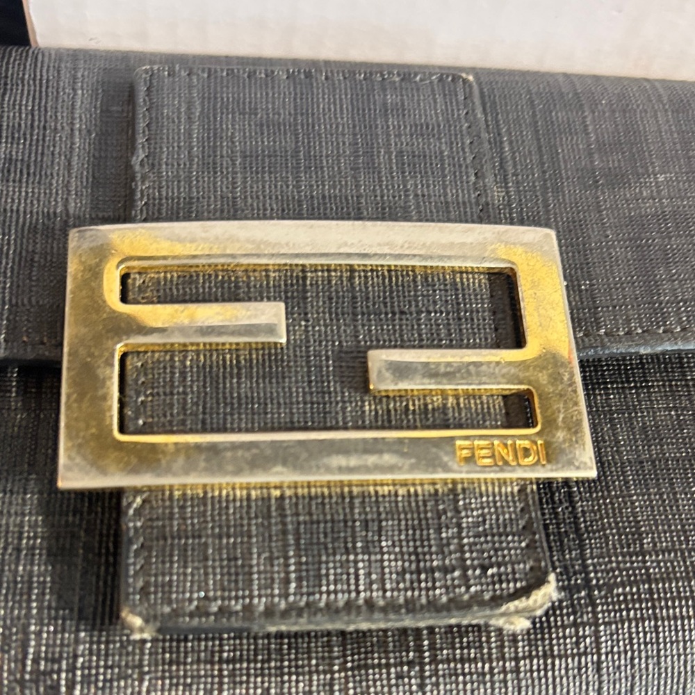 Fendi Charcoal wallet and unbranded Gold Chain - Picture 16 of 17